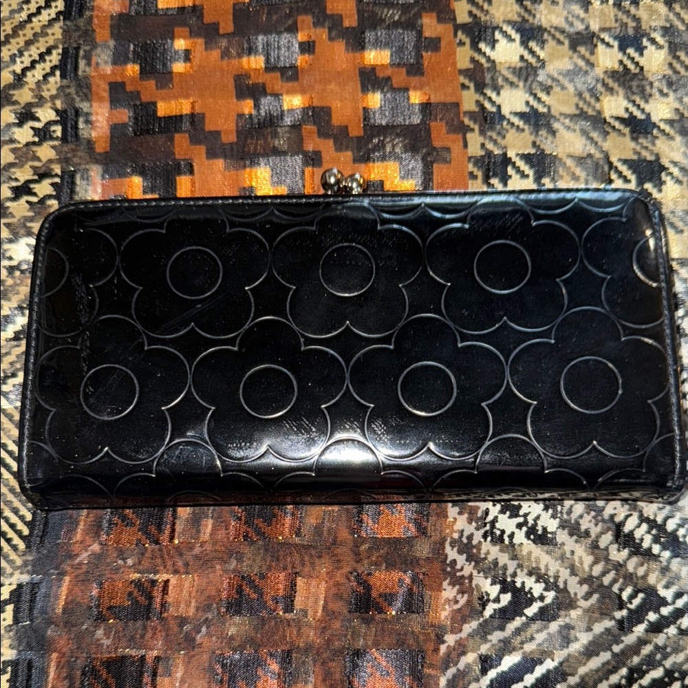 🖤Mary Quant Black Floral Embossed Women's Wallet